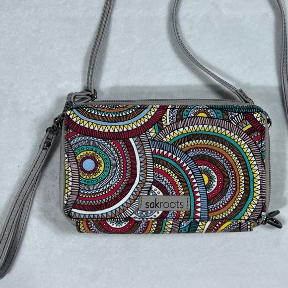 Sarkroots Handbags - Sakroots Large Smartphone Canvas Crossbody